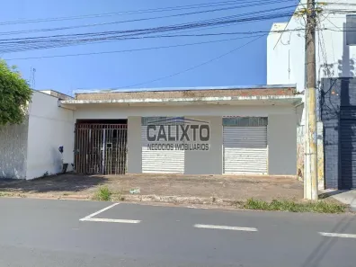 Imóvel Comercial à venda, 83m² no Custódio Pereira, Uberlândia