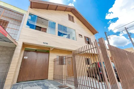 Sobrado com 4 Quartos à venda, 315m² no Bairro Alto, Curitiba