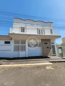 Casa com 3 Quartos à venda, 250m² no Nossa Senhora das Graças, Uberlândia