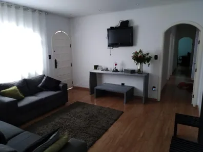 Casa com 3 Quartos à venda, 200m² no Vila Itália, Contagem