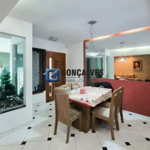 Sobrado com 3 Quartos para alugar, 220m² no Vila Gonçalves, São Bernardo do Campo