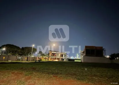 Lote/Terreno com 1 Quarto à venda, 381m² no Gávea, Uberlândia