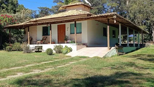 Fazenda/Sítio com 3 Quartos à venda, 2300m² no Casa Amarela, Betim