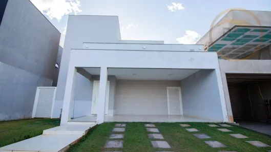 Casa de Condomínio com 3 Quartos à venda, 218m² no Jardins Versailles, Valparaíso de Goiás
