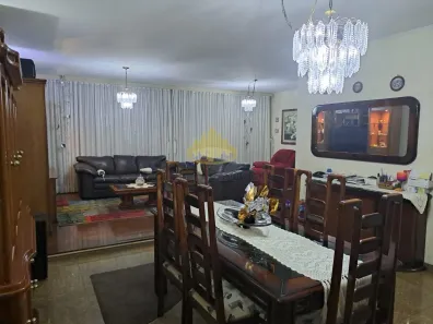 Casa com 3 Quartos à venda, 401m² no Saúde, São Paulo