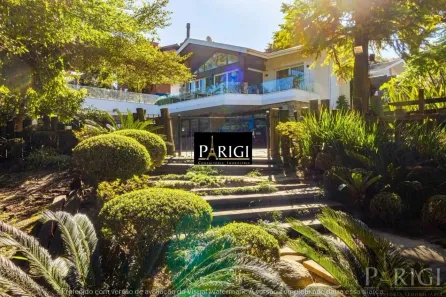 Casa com 3 Quartos para alugar, 554m² no Vila Assunção, Porto Alegre