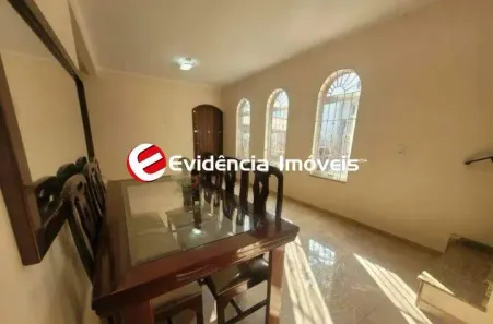 Sobrado com 3 Quartos à venda, 155m² no Vila Scarpelli, Santo André