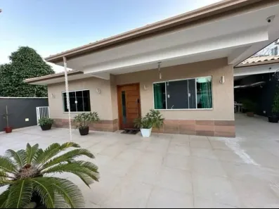 Casa com 3 Quartos à venda, 320m² no Costazul, Rio das Ostras