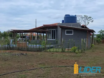 Fazenda/Sítio com 2 Quartos à venda, 200m² no Centro, Campo Florido