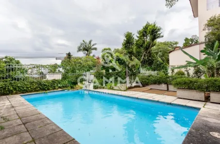 Casa com 5 Quartos à venda, 300m² no Pacaembu, São Paulo