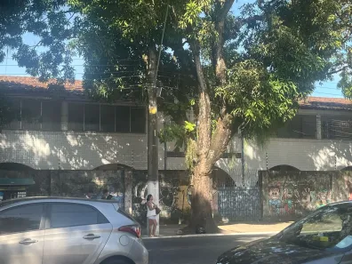 Ponto Comercial para alugar, 530m² no São Brás, Belém