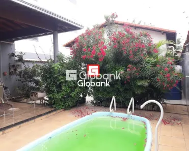 Casa com 3 Quartos à venda, 270m² no Planalto, Montes Claros