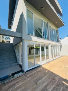 Casa com 3 Quartos à venda, 283m² no Nova Gardênia, Atibaia