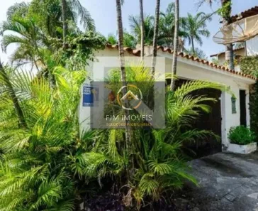 Casa com 4 Quartos à venda, 1200m² no São Lourenço, Niterói