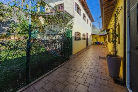 Casa com 6 Quartos à venda, 417m² no Pousada dos Bandeirantes, Carapicuíba