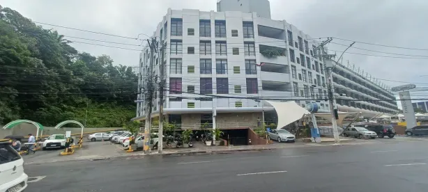 Sala Comercial para alugar, 654m² no Itaigara, Salvador