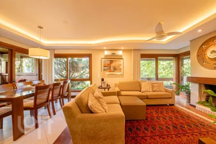 Apartamento com 3 Quartos à venda, 140m² no Petrópolis, Porto Alegre