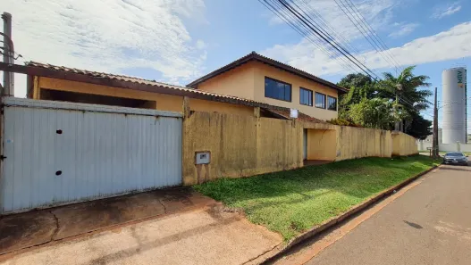 Imóvel Comercial com 6 Quartos à venda, 510m² no Vila Nasser, Campo Grande