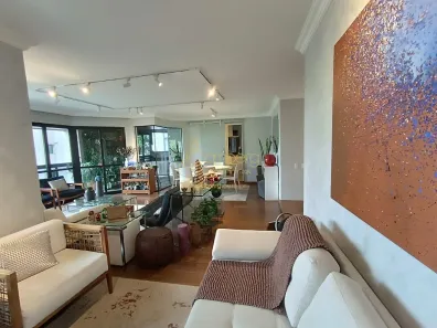 Apartamento com 3 Quartos à venda, 211m² no Vila Suzana, São Paulo