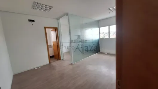 Sala Comercial à venda, 36m² no Centro, Jacareí