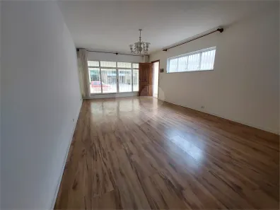 Sobrado com 3 Quartos para alugar, 200m² no Bela Aliança, São Paulo