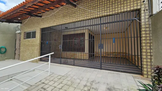 Casa com 3 Quartos à venda, 263m² no Dionisio Torres, Fortaleza