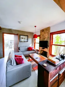 Casa com 2 Quartos para alugar, 80m² no Itaipava, Petrópolis