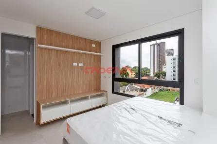 Apartamento com 1 Quarto para alugar, 24m² no Cristo Rei, Curitiba