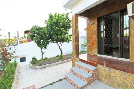 Casa com 4 Quartos à venda, 238m² no Jardim Itu, Porto Alegre