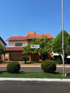 Casa de Condomínio com 3 Quartos para alugar, 400m² no Agenor de Carvalho, Porto Velho