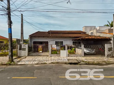 Casa com 4 Quartos à venda, 180m² no Adhemar Garcia, Joinville