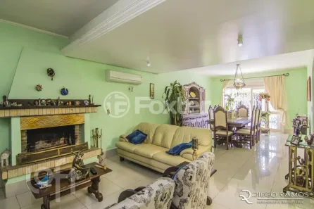 Casa com 4 Quartos à venda, 330m² no Nonoai, Porto Alegre