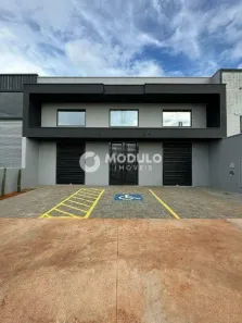 Ponto Comercial para alugar, 41m² no Novo Mundo, Uberlândia