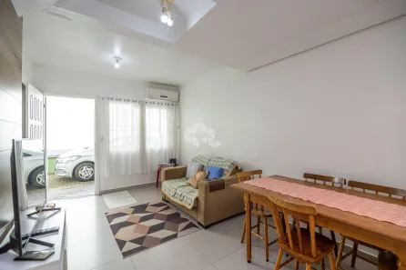 Casa de Condomínio com 2 Quartos à venda, 58m² no Nossa Senhora das Graças, Canoas