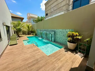 Sobrado com 5 Quartos à venda, 360m² no Condomínio Florais Itália, Cuiabá