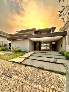 Casa de Condomínio com 5 Quartos à venda, 440m² no Núcleo Habitacional Sucuri, Cuiabá