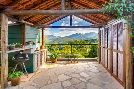 Casa de Condomínio com 3 Quartos à venda, 50m² no Araras, Petrópolis