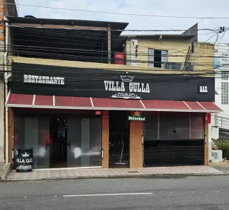 Imóvel Comercial com 4 Quartos à venda, 225m² no Jardim dos Camargos, Barueri
