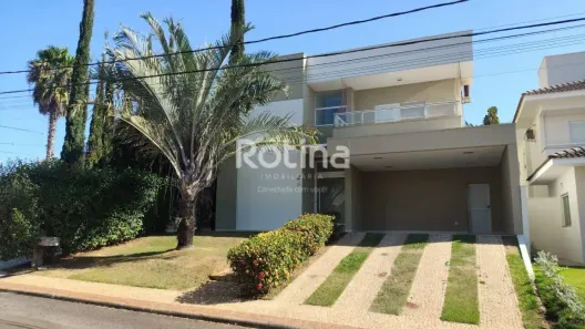 Casa de Condomínio com 4 Quartos para alugar, 310m² no Nova Uberlândia, Uberlândia