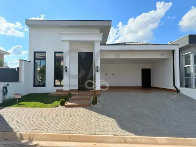 Casa com 3 Quartos à venda, 200m² no , Holambra