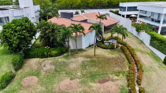 Casa de Condomínio com 4 Quartos à venda, 427m² no Candelária, Natal
