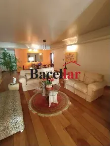 Apartamento com 3 Quartos à venda, 180m² no Leme, Rio de Janeiro