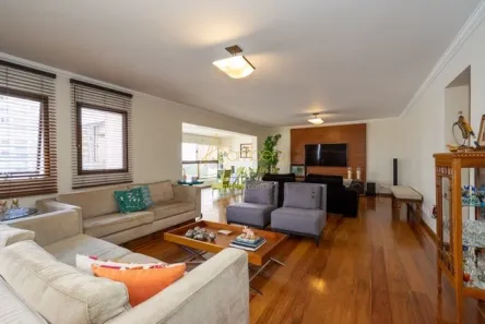 Apartamento com 3 Quartos à venda, 193m² no Jardim Monte Kemel, São Paulo