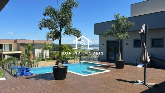 Casa de Condomínio com 3 Quartos à venda, 250m² no , Piracaia