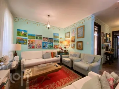 Casa com 3 Quartos à venda, 300m² no Petrópolis, Porto Alegre