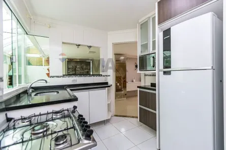 Sobrado com 3 Quartos para alugar, 115m² no Alto Boqueirão, Curitiba