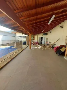Casa com 3 Quartos para alugar, 258m² no João Aranha, Paulínia