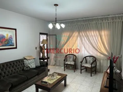 Casa com 3 Quartos à venda, 260m² no Vila Souto, Bauru