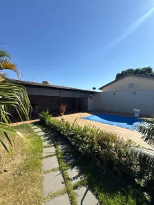 Casa com 3 Quartos à venda, 200m² no Setor Garavelo, Goiânia