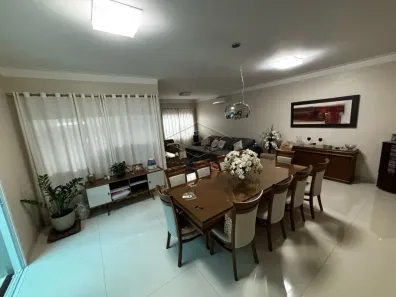 Casa com 3 Quartos à venda, 245m² no Jardim Estádio, Jaú